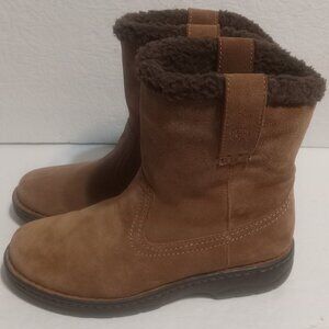 Ariat Women's Suede Sherpa Lined Pull On Boots Size 8B 10007766